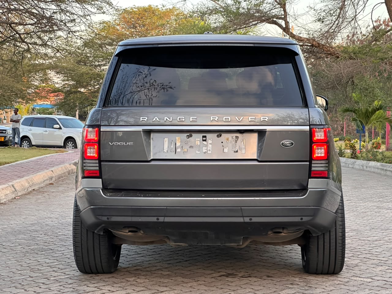 Range rover Vogue thumbnail 10